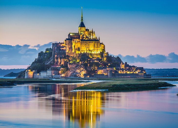 france-in-pictures-beautiful-places-to-photograph-mont-st-michel